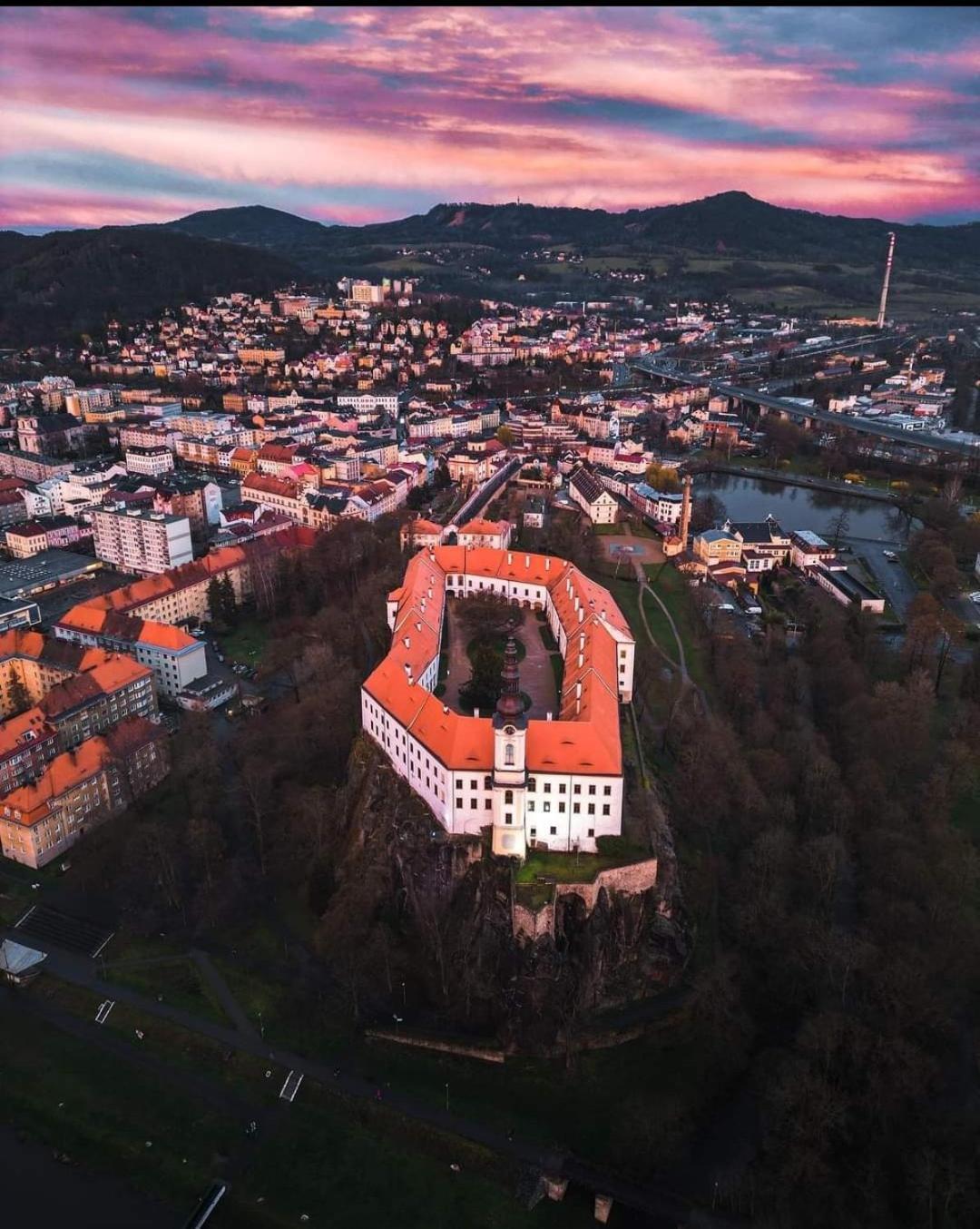 Chata Chlumik Decin Eksteriør billede